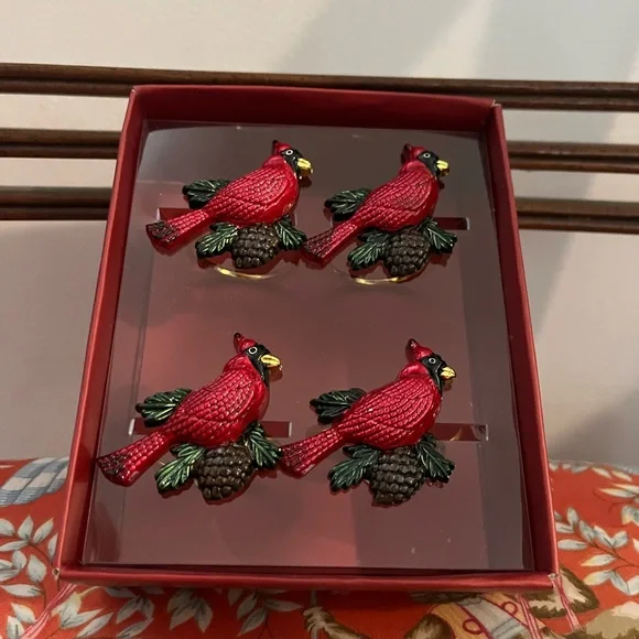 Lenox cardinal napkin rings set of 4 - Picture 2 of 2